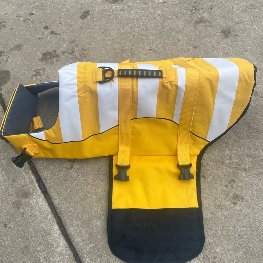 XXL dog life jacket